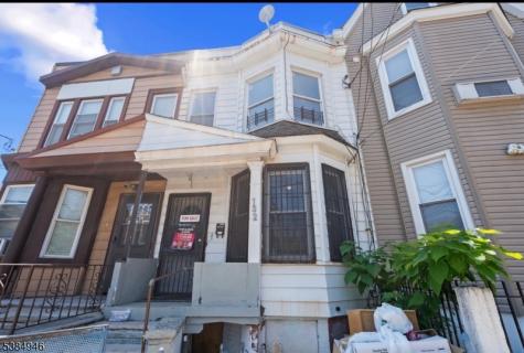 132 Chester Avenue Newark NJ 07104