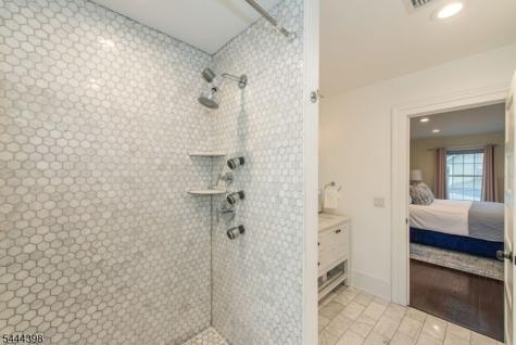 202 Watchung Avenue Montclair NJ 07043