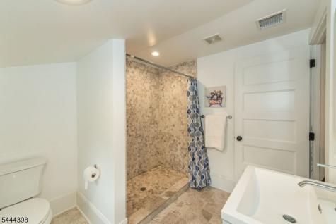 202 Watchung Avenue Montclair NJ 07043