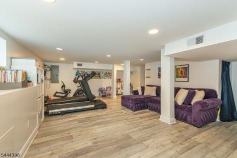 202 Watchung Avenue Montclair NJ 07043