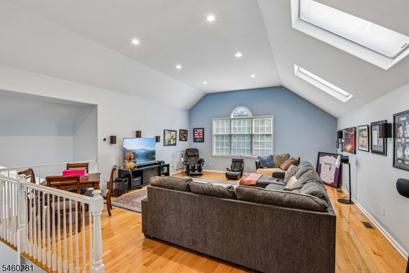 10 Heather Lane Randolph NJ 07869