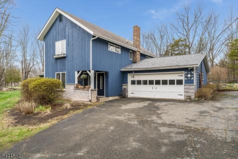 39 Edge Hill Road Blairstown NJ 07825