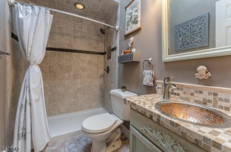 39 Edge Hill Road Blairstown NJ 07825