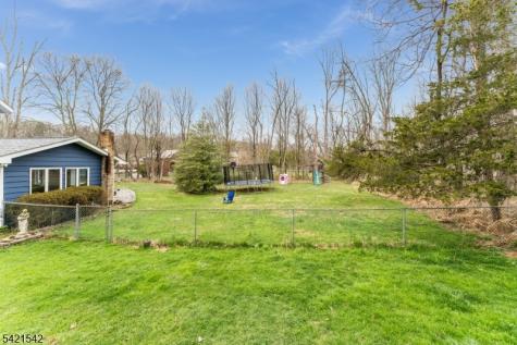 39 Edge Hill Road Blairstown NJ 07825