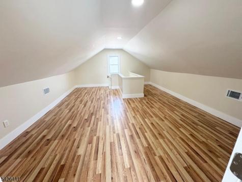 87 Pine Grove Terrace Newark NJ 07106