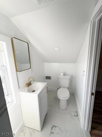 87 Pine Grove Terrace Newark NJ 07106