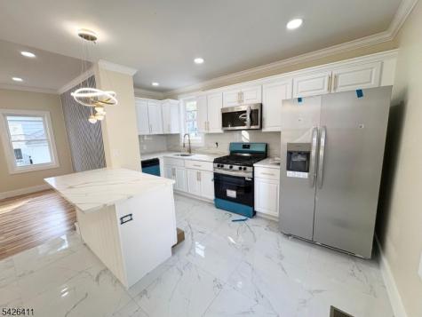 87 Pine Grove Terrace Newark NJ 07106