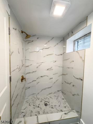 87 Pine Grove Terrace Newark NJ 07106