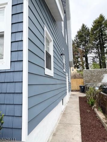 87 Pine Grove Terrace Newark NJ 07106