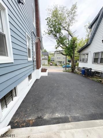 87 Pine Grove Terrace Newark NJ 07106