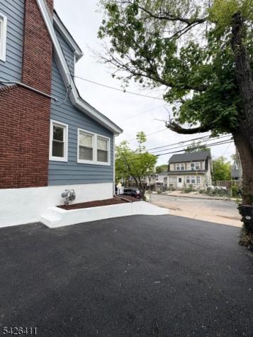 87 Pine Grove Terrace Newark NJ 07106