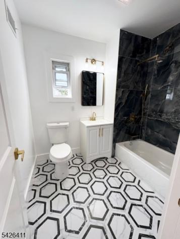 87 Pine Grove Terrace Newark NJ 07106