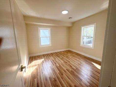 87 Pine Grove Terrace Newark NJ 07106