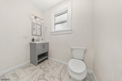 216 N Maple Avenue East Orange NJ 07017