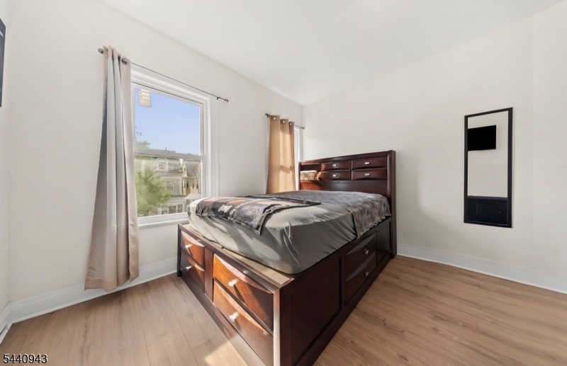 216 N Maple Avenue East Orange NJ 07017