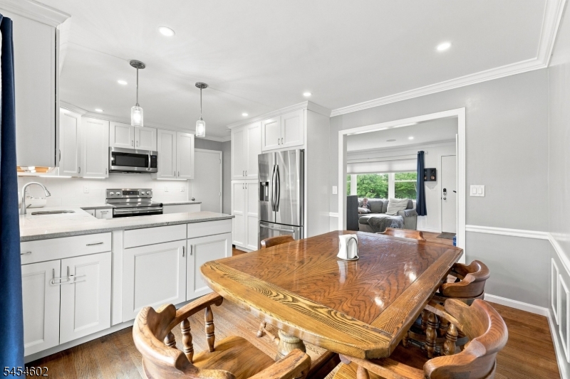 5 Old Farmers Road Washington NJ 07853