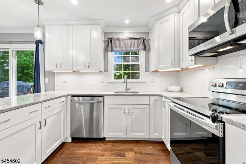 5 Old Farmers Road Washington NJ 07853