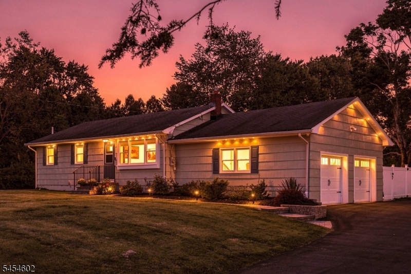 5 Old Farmers Road Washington NJ 07853