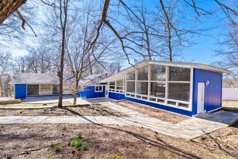 1163 Woodland Avenue Plainfield NJ 07060
