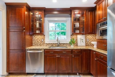 9 Hamilton Terrace Montclair NJ 07043