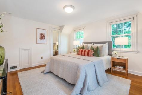 9 Hamilton Terrace Montclair NJ 07043