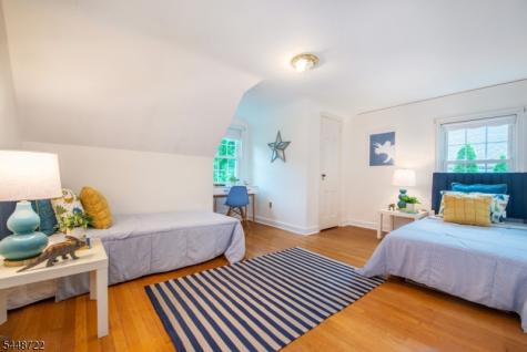 9 Hamilton Terrace Montclair NJ 07043