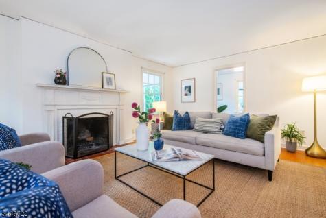 9 Hamilton Terrace Montclair NJ 07043