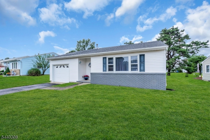 214 Westbrook Drive Berkeley NJ 08757