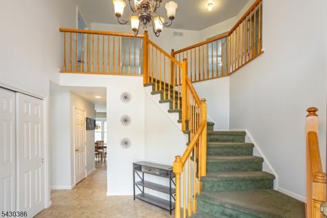 9 Mulberry Court Roxbury NJ 07876