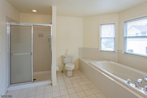 9 Mulberry Court Roxbury NJ 07876