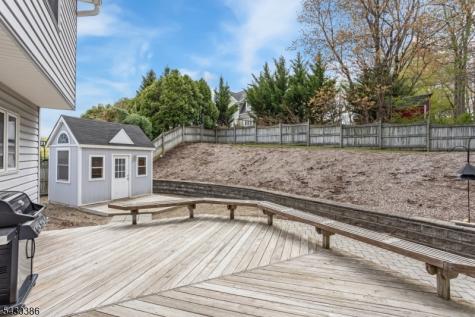 9 Mulberry Court Roxbury NJ 07876