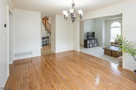 9 Mulberry Court Roxbury NJ 07876
