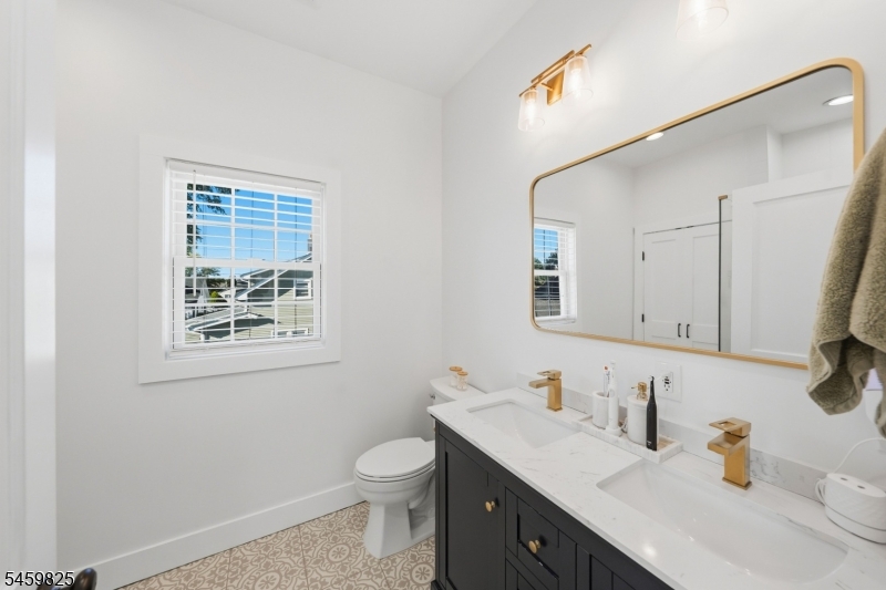 1248 Schmidt Avenue Union NJ 07083