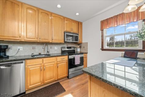 15 Carol Drive Vernon NJ 07418
