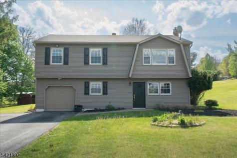 15 Carol Drive Vernon NJ 07418
