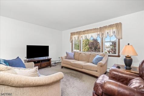 15 Carol Drive Vernon NJ 07418