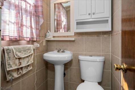 15 Carol Drive Vernon NJ 07418