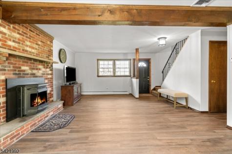 15 Carol Drive Vernon NJ 07418