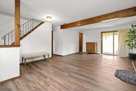 15 Carol Drive Vernon NJ 07418