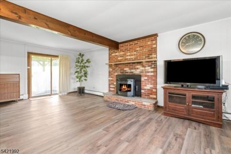 15 Carol Drive Vernon NJ 07418
