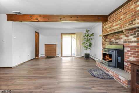 15 Carol Drive Vernon NJ 07418