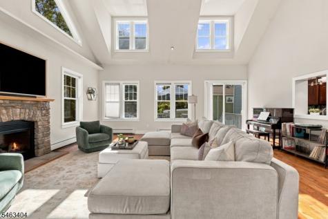 223 Fairview Avenue Verona NJ 07044
