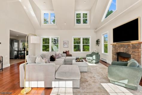 223 Fairview Avenue Verona NJ 07044