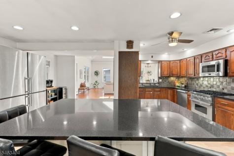 223 Fairview Avenue Verona NJ 07044