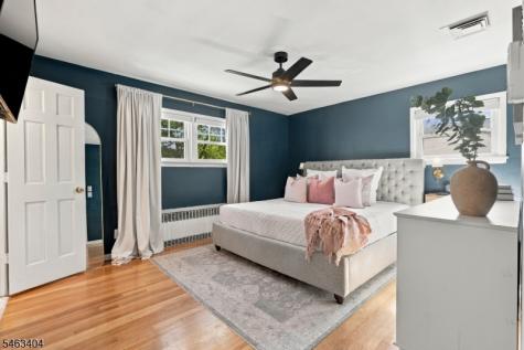 223 Fairview Avenue Verona NJ 07044