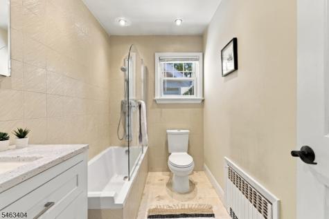 223 Fairview Avenue Verona NJ 07044