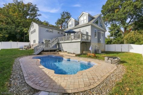 223 Fairview Avenue Verona NJ 07044