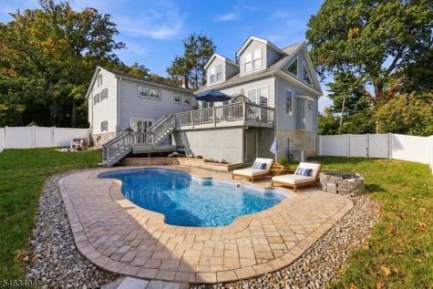 223 Fairview Avenue Verona NJ 07044