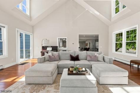 223 Fairview Avenue Verona NJ 07044