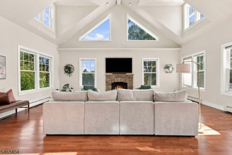 223 Fairview Avenue Verona NJ 07044
